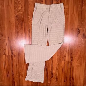 Sincerely Jules soft flare pants 🔥 Textured 🔥 small